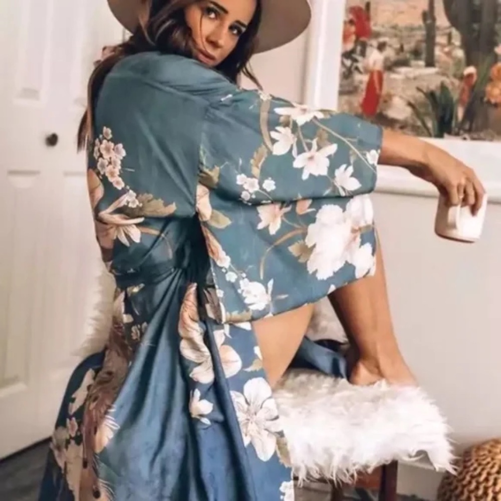 SOLD OUT Blue Floral Bohemian Peacock Kimono Duster Robe - Picture 3 of 7